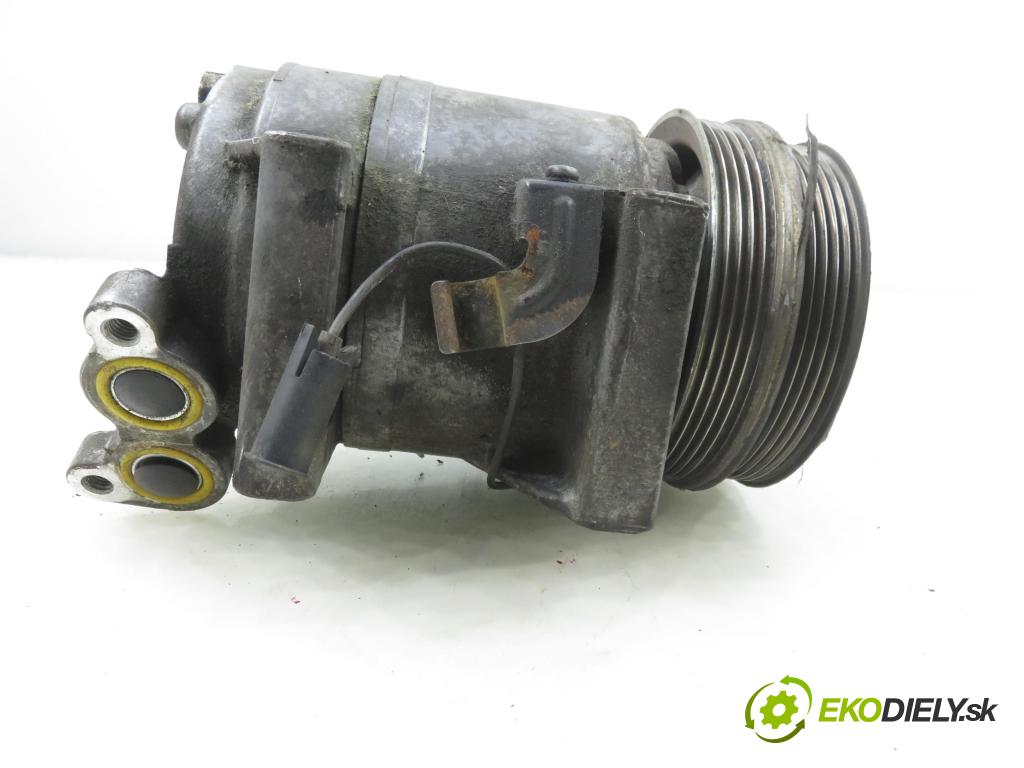 VOLVO V50 (MW) KOMBI 2005 103,00 2.4 - B 5244 S5 2435,00 KOMPRESOR: klimatizace  (Kompresor klimatizace)