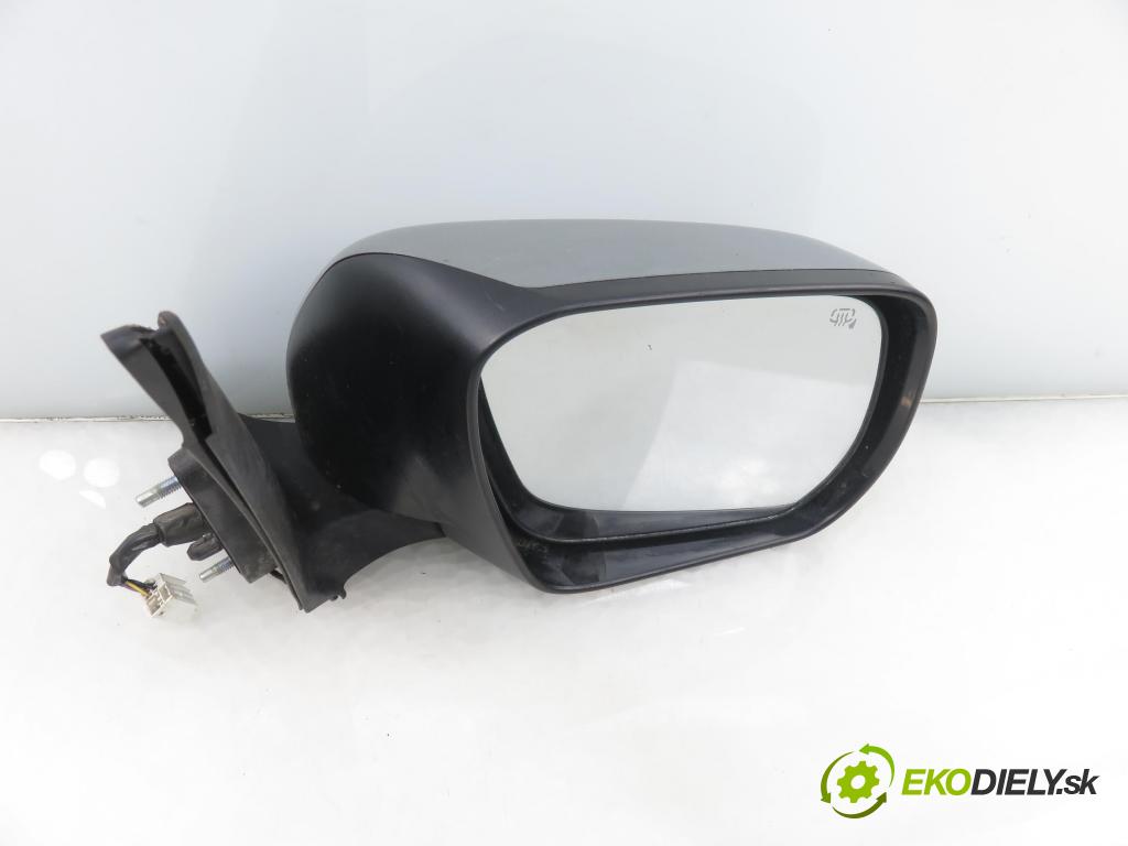 SUZUKI GRAND VITARA II (JT, TE, TD) SUV 2006 95,00 1.9 DDiS 129 4x4 - F9Q 264 1870,00 zpětné zrcátko 