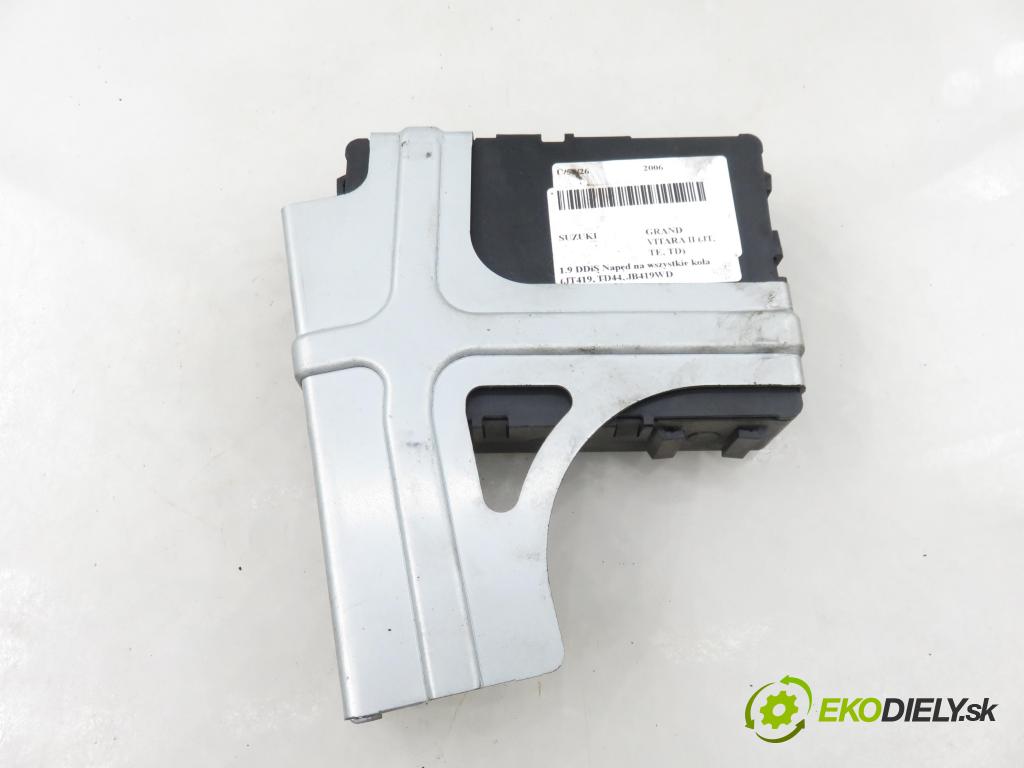 SUZUKI GRAND VITARA II (JT, TE, TD) SUV 2006 95,00 1.9 DDiS 129 4x4 - F9Q 264 1870,00 riadiaca jednotka / MODUL INNE: 3677064JB0