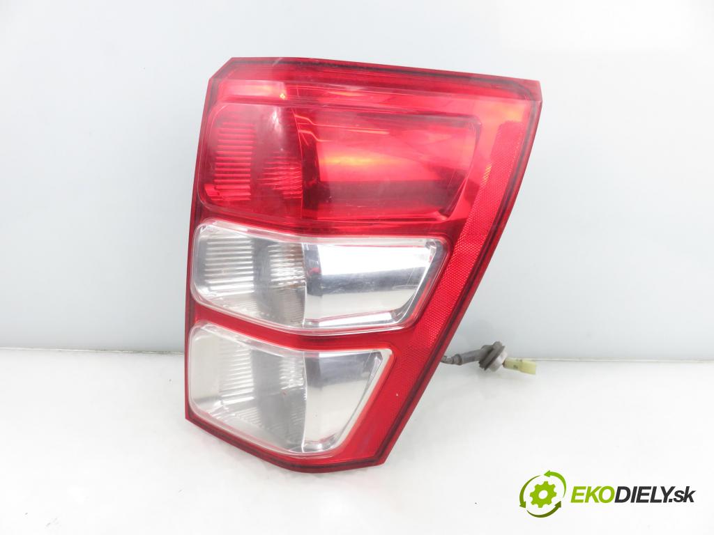 SUZUKI GRAND VITARA II (JT, TE, TD) SUV 2006 95,00 1.9 DDiS 129 4x4 - F9Q 264 1870,00 světlo pravé zadní 22059079