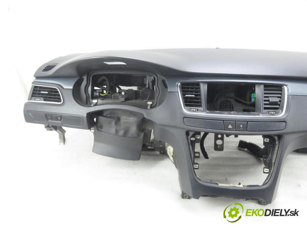 PEUGEOT 508 I (8D_) SEDAN 2012 103,00 2.0 HDi - RHF (DW10BTED4) 1997,00 doska