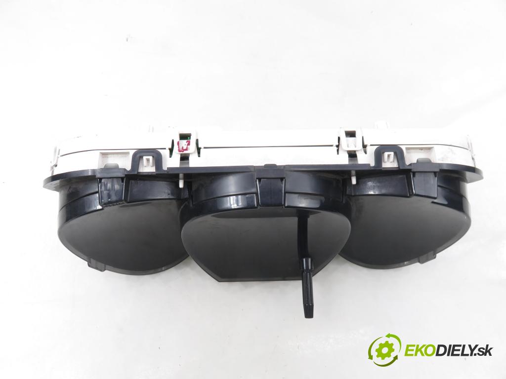 SUZUKI GRAND VITARA II (JT, TE, TD) SUV 2006 95,00 1.9 DDiS 129 4x4 - F9Q 264 1870,00 prístrojovka elektrický 3411067J10