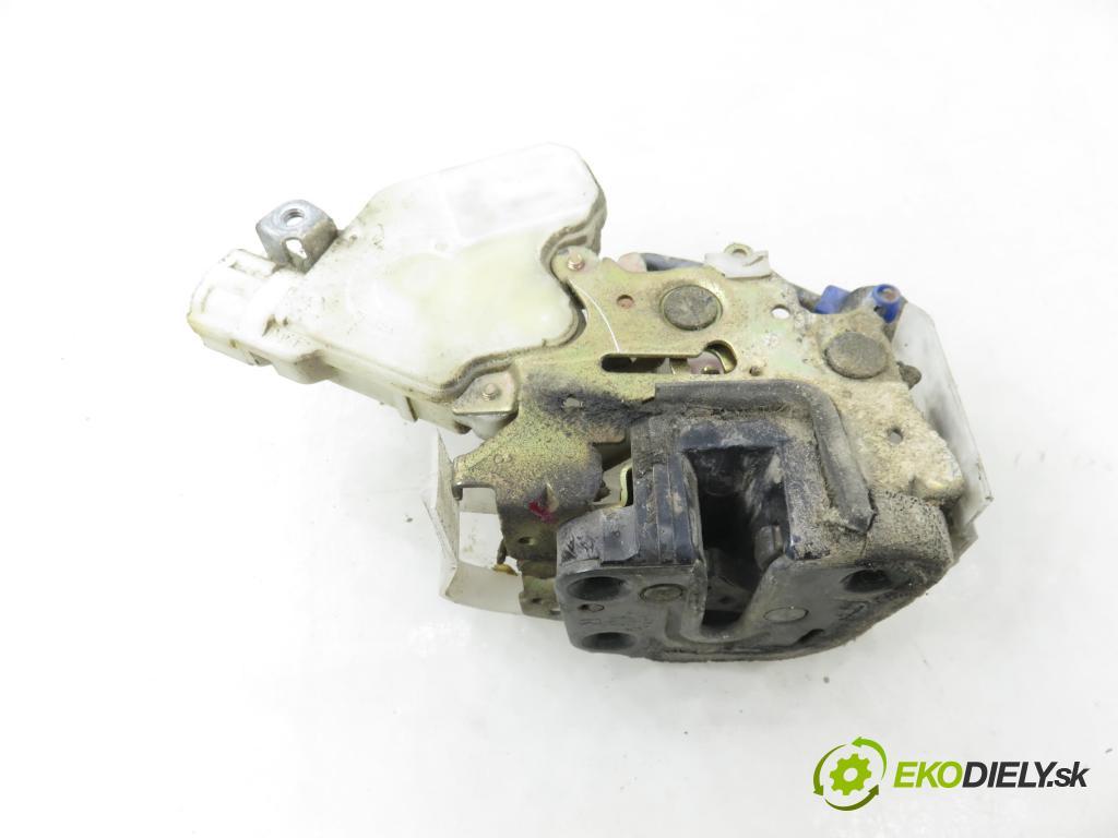 SUZUKI GRAND VITARA II (JT, TE, TD) SUV 2006 95,00 1.9 DDiS 129 4x4 - F9Q 264 1870,00 zámok dveří kufr EL. 8055265J00