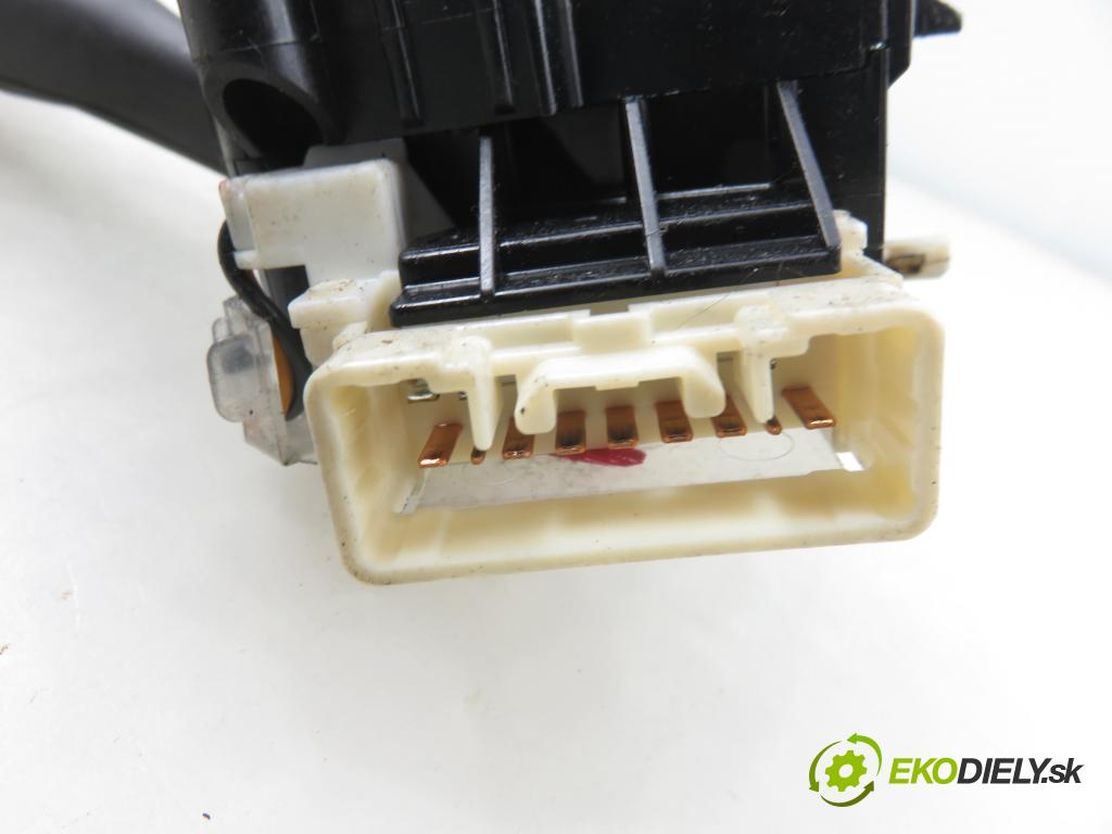 SUZUKI GRAND VITARA II (JT, TE, TD) SUV 2006 95,00 1.9 DDiS 129 4x4 - F9Q 264 1870,00 / páčka ľavá strana 173744