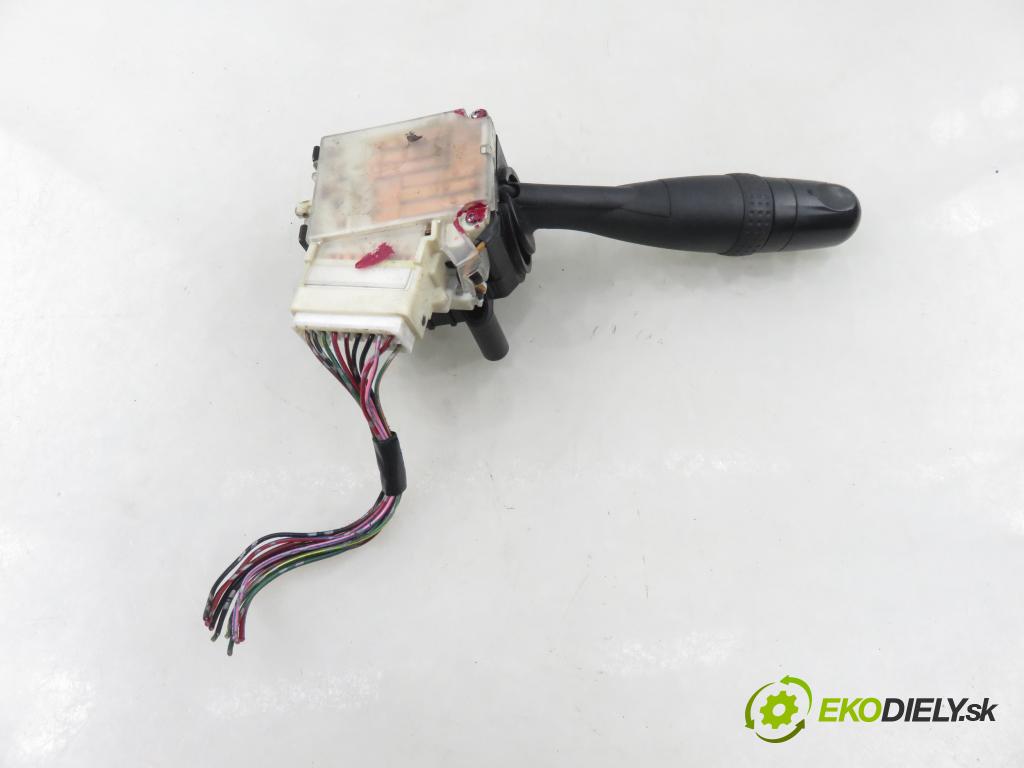 SUZUKI GRAND VITARA II (JT, TE, TD) SUV 2006 95,00 1.9 DDiS 129 4x4 - F9Q 264 1870,00 / páčka ľavá strana 173744