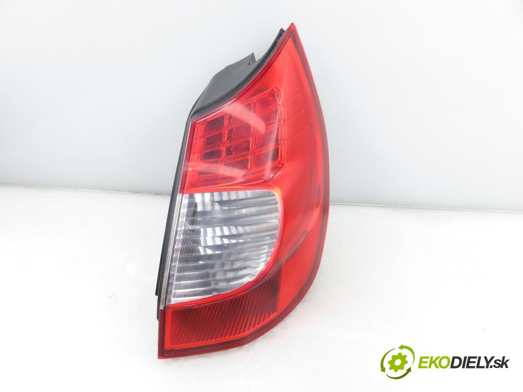 RENAULT SCENIC II (JM0/1_) MINIVAN 2006 96,00 1.9 dCi (JM15) - F9Q 804 1870,00 světlo pravé zadní 8200474327A