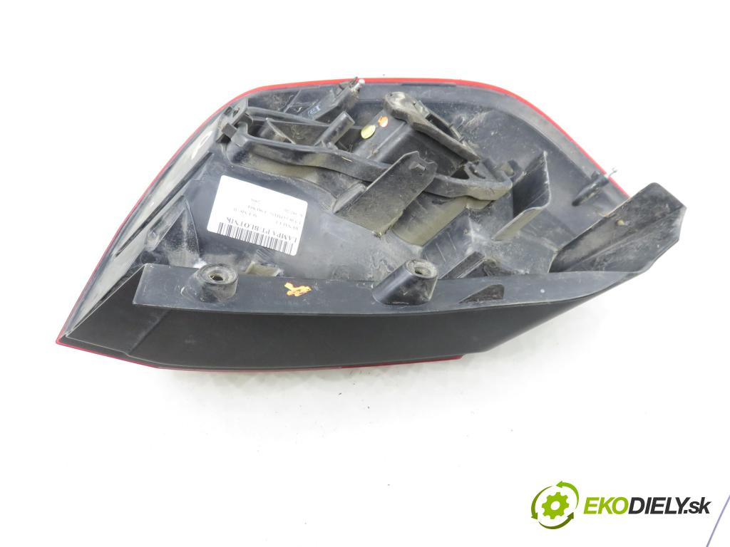 RENAULT SCENIC II (JM0/1_) MINIVAN 2006 96,00 1.9 dCi (JM15) - F9Q 804 1870,00 světlo pravé zadní 8200474327A