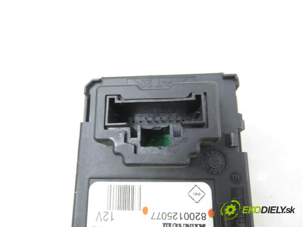 RENAULT SCENIC II (JM0/1_) MINIVAN 2006 96,00 1.9 dCi (JM15) - F9Q 804 1870,00 čítač KARTY: S116539002E ; 8200125077