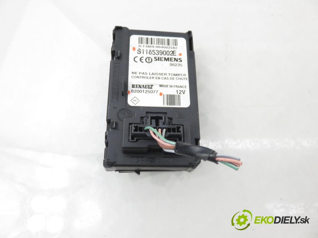 RENAULT SCENIC II (JM0/1_) MINIVAN 2006 96,00 1.9 dCi (JM15) - F9Q 804 1870,00 čítač KARTY: S116539002E ; 8200125077