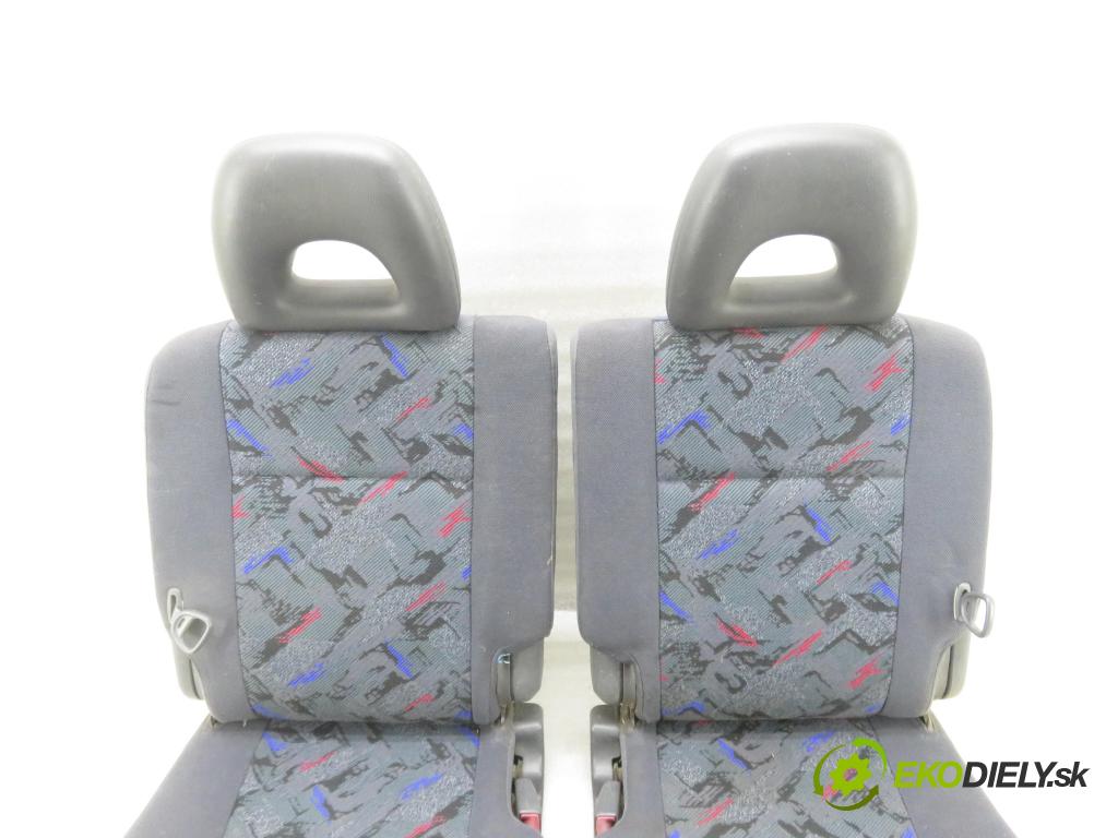 TOYOTA RAV 4 I (_A1_) SUV 1994 95,00 2.0 4WD - 3S-FE 1998,00 Sedadlo zadná