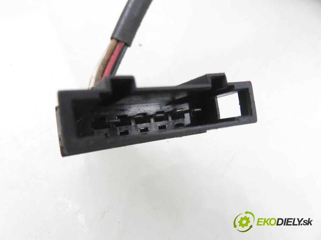 VW POLO (6N1) HB 1994 55,00 75 1.6 - AEA 1598,00 Spätné zrkadlo LE