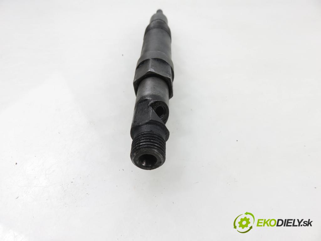 FORD TRANSIT Furgon (FA_ _) FURGON 2000 66,00 2.4 DI (FAA_, FAB_, FAC_, FAD_) - D2FA 2402,00 vstrekovač TJBB02 (Vstrekovač paliva)