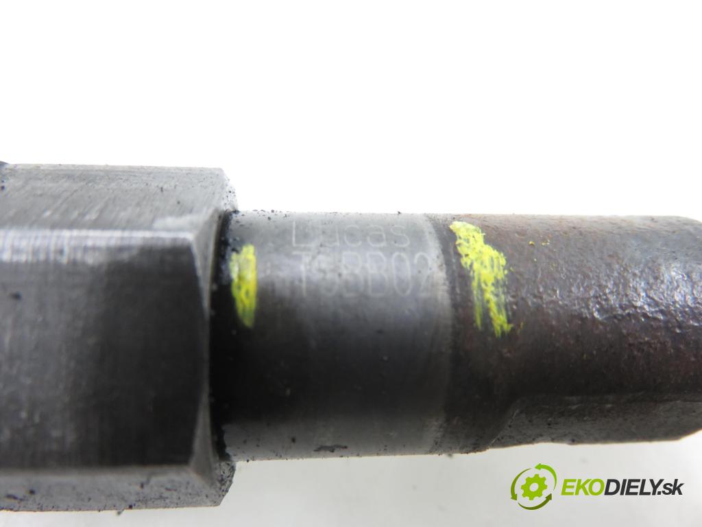 FORD TRANSIT Furgon (FA_ _) FURGON 2000 66,00 2.4 DI (FAA_, FAB_, FAC_, FAD_) - D2FA 2402,00 vstřikovač TJBB02 (Vstřikovač paliva)