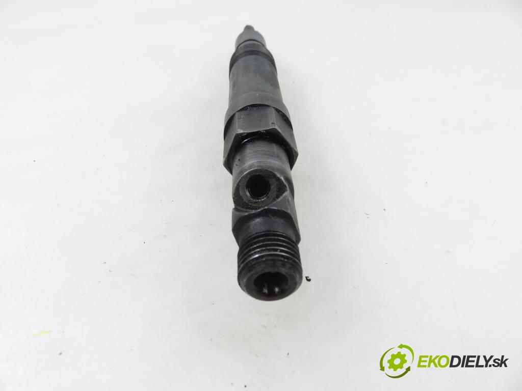 FORD TRANSIT Furgon (FA_ _) FURGON 2000 66,00 2.4 DI (FAA_, FAB_, FAC_, FAD_) - D2FA 2402,00 vstřikovač TJBB02 (Vstřikovač paliva)