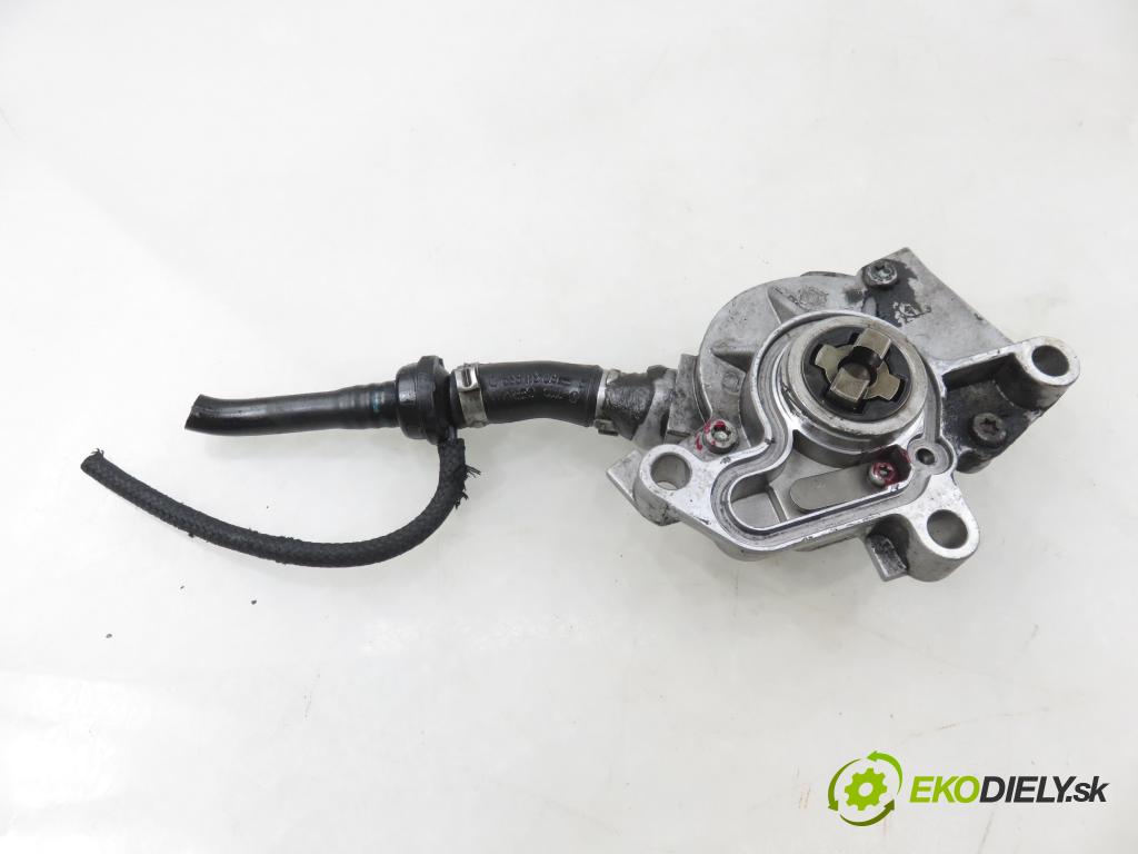 SKODA OCTAVIA I (1U2) LIFTBACK 2002 66,00 1.9 TDI 90- AGR 1896,00 Pumpa vákuová