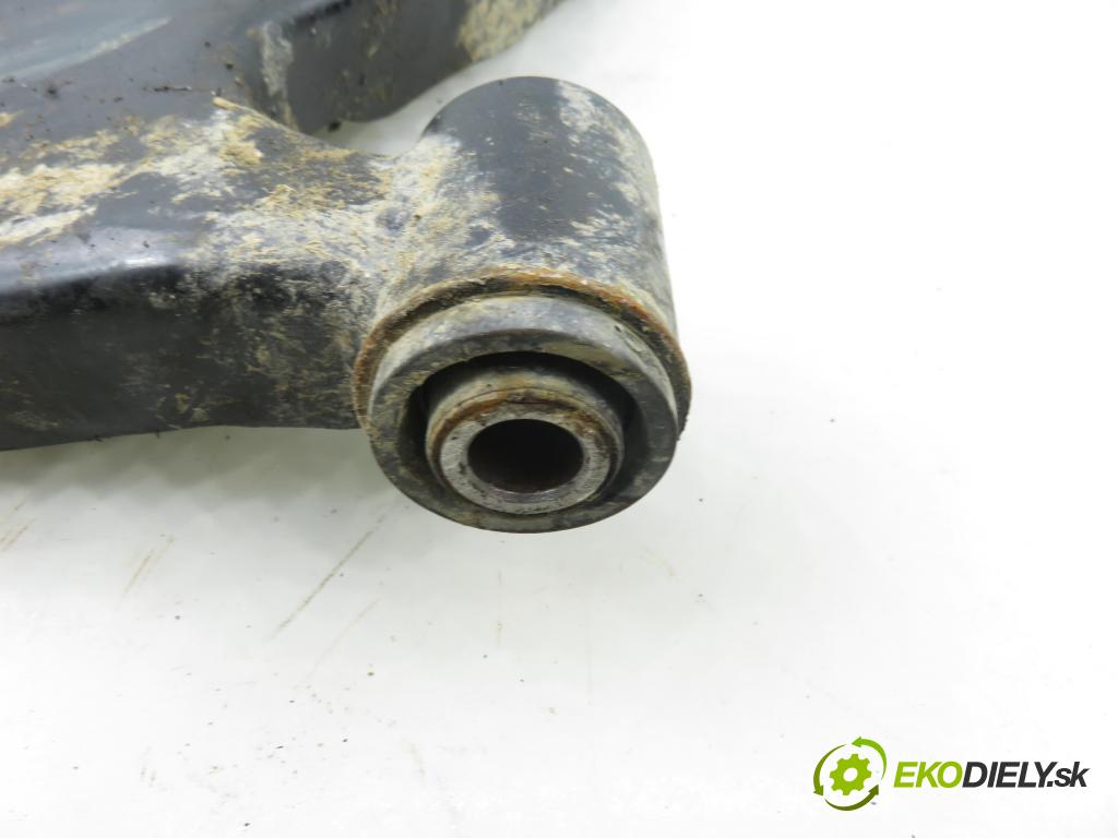 SUZUKI GRAND VITARA II (JT, TE, TD) SUV 2006 95,00 1.9 DDiS 129 4x4 - F9Q 264 1870,00 rameno PP