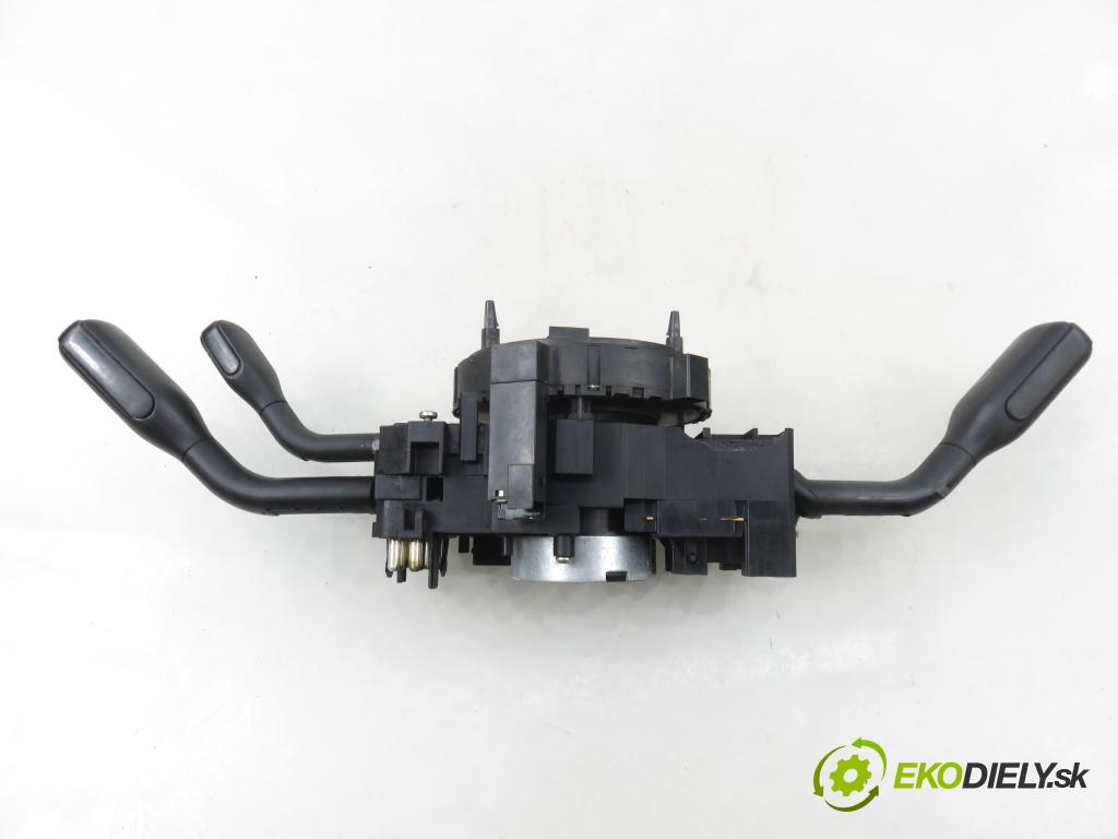 AUDI A4 (8D2, B5) SEDAN 2000 85,00 1.9 TDI - AJM 1896,00 páčka/prepínač 4D0953513D ; 8D0953503A