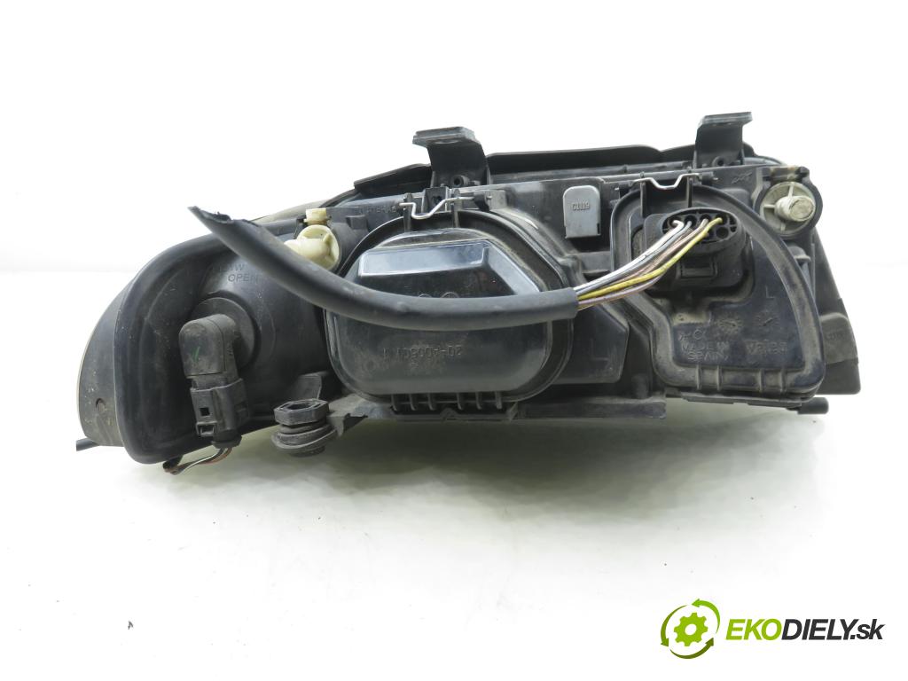 AUDI A4 (8D2, B5) SEDAN 2000 85,00 1.9 TDI - AJM 1896,00 Svetlo LP