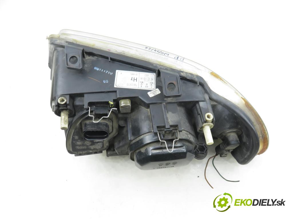 AUDI A4 (8D2, B5) SEDAN 2000 85,00 1.9 TDI - AJM 1896,00 světlo PP