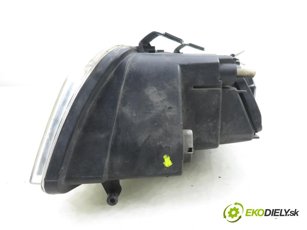 AUDI A4 (8D2, B5) SEDAN 2000 85,00 1.9 TDI - AJM 1896,00 světlo PP