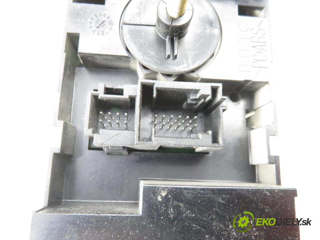 MERCEDES-BENZ SPRINTER 3,5-t Skrzynia (906) FURGON 2011 95,00 313 CDI (906.631, 906.633, 906.635, 906.637) - OM  2143,00 Panel topení KLIMATIZACE: A9068300185KZ