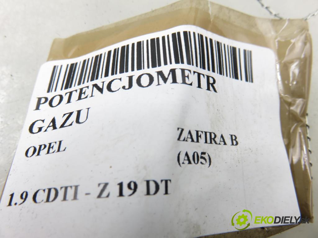 OPEL ZAFIRA B (A05) MINIVAN 2005 88,00 1.9 CDTI 8V 120 - Z 19 DT 1910,00 potenciometr plynového pedálu 9202341BT ; 6PV00811400 (Potenciometr plynového pedálu)