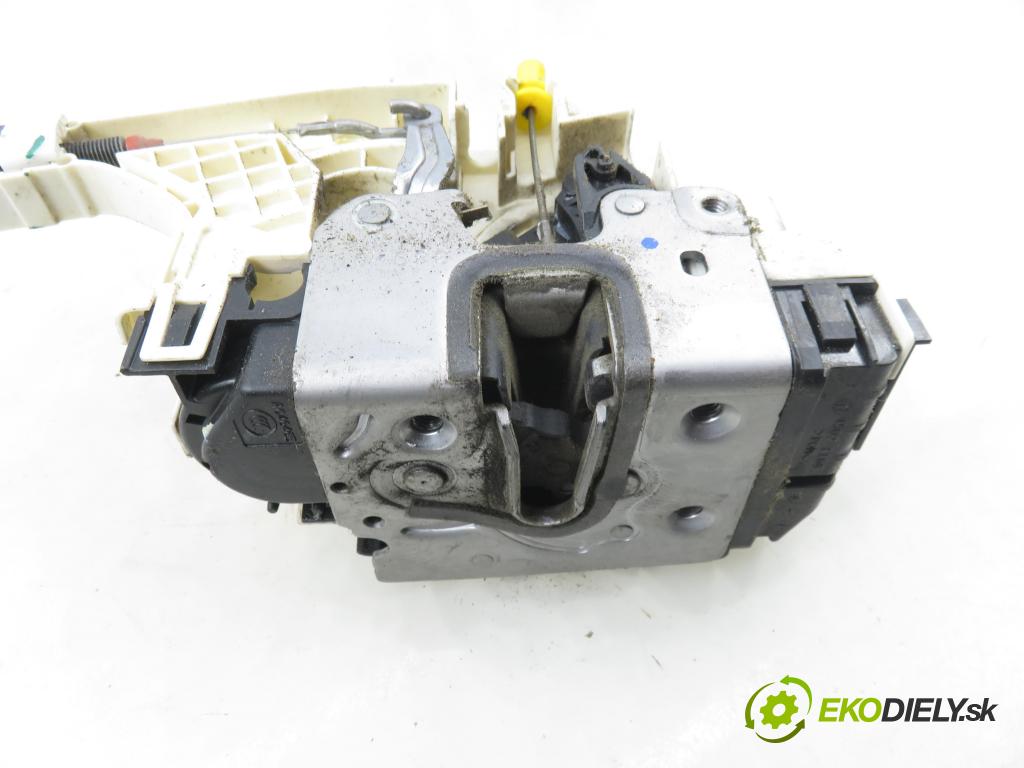 MERCEDES-BENZ SPRINTER 3,5-t Skrzynia (906) FURGON 2011 95,00 313 CDI (906.631, 906.633, 906.635, 906.637) - OM 2143,00 zámok A9067201735