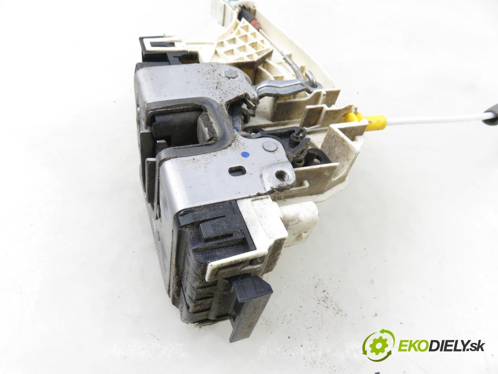 MERCEDES-BENZ SPRINTER 3,5-t Skrzynia (906) FURGON 2011 95,00 313 CDI (906.631, 906.633, 906.635, 906.637) - OM 2143,00 zámok A9067201735