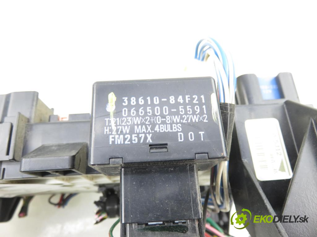 SUZUKI GRAND VITARA II (JT, TE, TD) SUV 2006 95,00 1.9 DDiS 129 4x4 - F9Q 264 1870,00 MODUL BSI 3861084F21 ; 0665005591