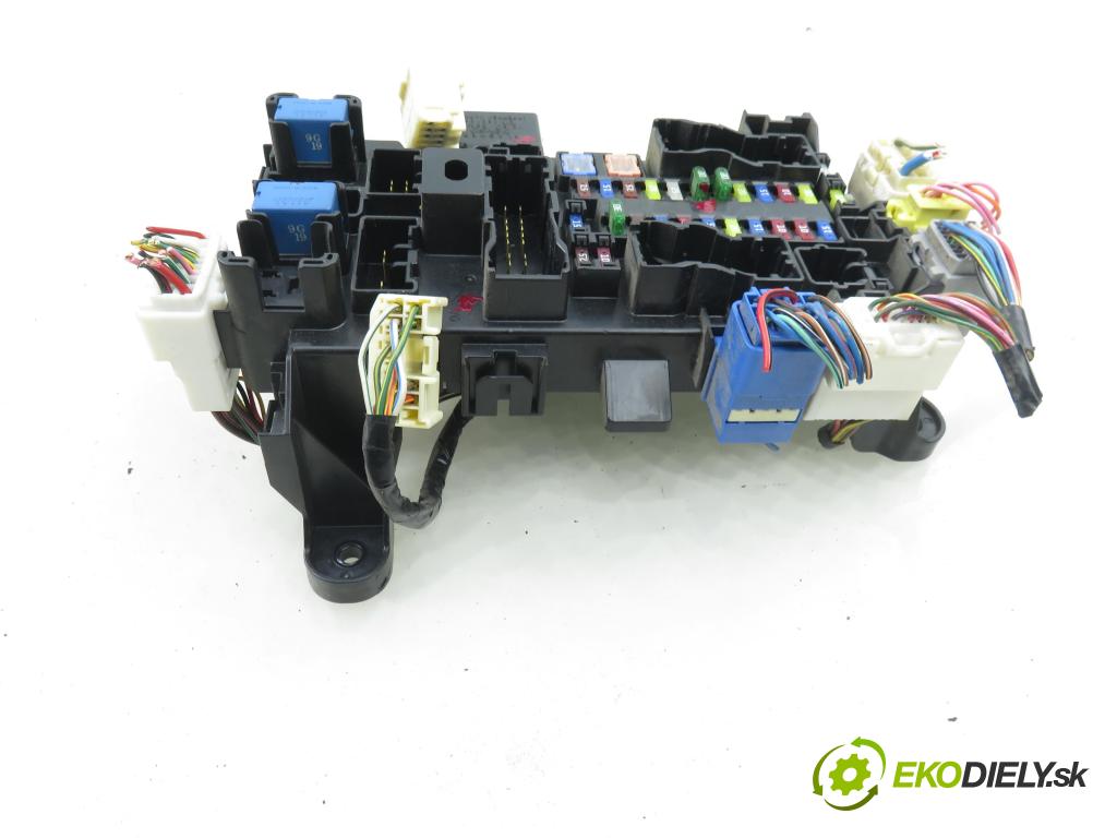 SUZUKI GRAND VITARA II (JT, TE, TD) SUV 2006 95,00 1.9 DDiS 129 4x4 - F9Q 264 1870,00 MODUL BSI 3861084F21 ; 0665005591