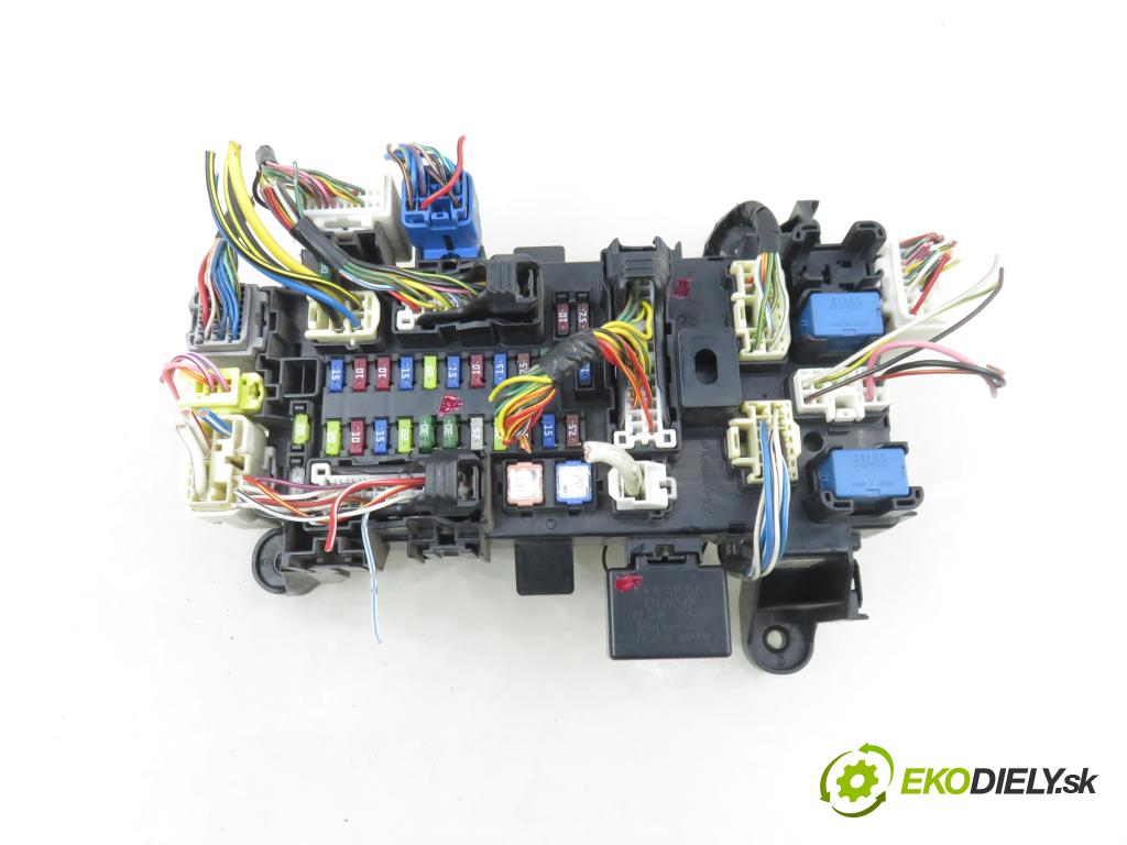 SUZUKI GRAND VITARA II (JT, TE, TD) SUV 2006 95,00 1.9 DDiS 129 4x4 - F9Q 264 1870,00 MODUL BSI 3861084F21 ; 0665005591