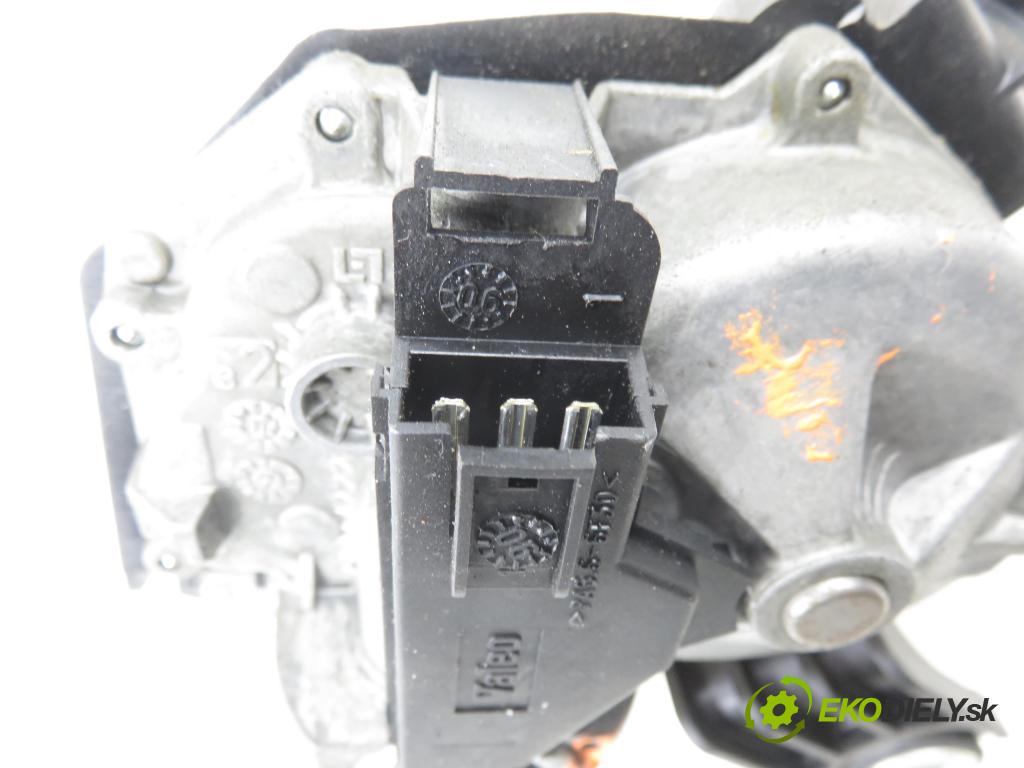 OPEL ZAFIRA B (A05) MINIVAN 2005 88,00 1.9 CDTI 8V 120 - Z 19 DT 1910,00 motorek stěrače ZADNÍ: 53025212 ; 13145548