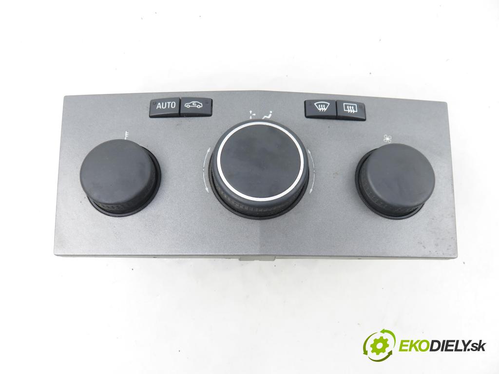 OPEL ZAFIRA B (A05) MINIVAN 2005 88,00 1.9 CDTI 8V 120 - Z 19 DT 1910,00 Panel topení KLIMATRONIK 13168100