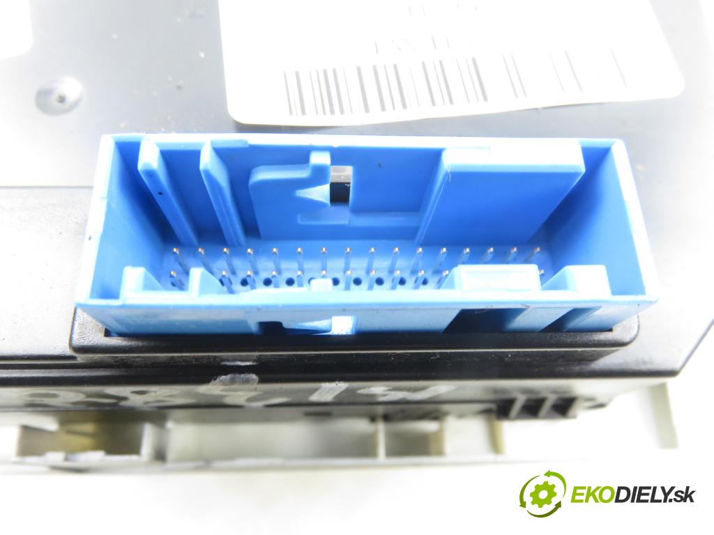 OPEL ZAFIRA B (A05) MINIVAN 2005 88,00 1.9 CDTI 8V 120 - Z 19 DT 1910,00 Panel kúrenia KLIMATRONIK 13168100