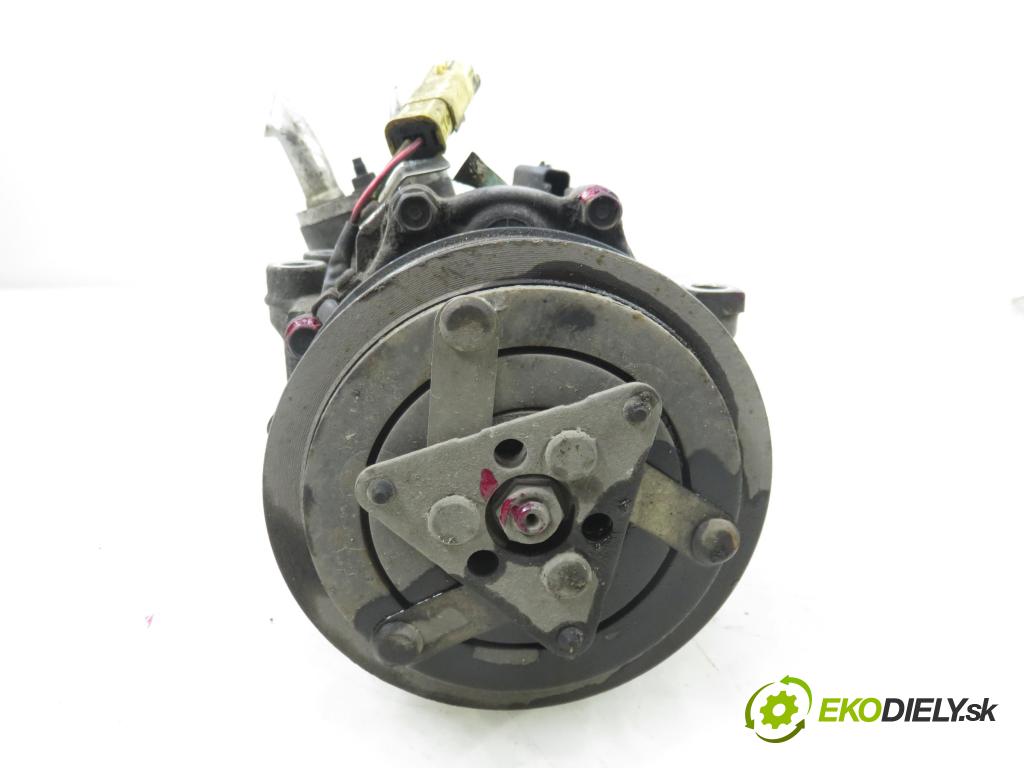 PEUGEOT 508 I (8D_) SEDAN 2012 103,00 2.0 HDi - RHF (DW10BTED4) 1997,00 KOMPRESOR: klimatizácie 9800840380 (Kompresor klimatizácie)