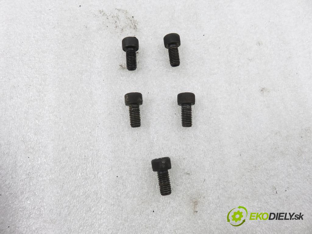 CITROEN C5 II Break (RE_) KOMBI 2004 100,00 2.0 HDi 136 1997,00 Koleso dvojvrstvové 3082001986