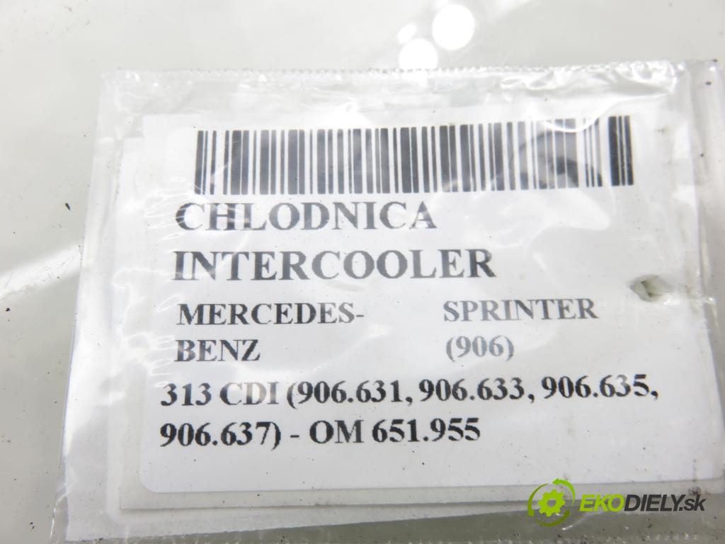 MERCEDES-BENZ SPRINTER 3,5-t Skrzynia (906) FURGON 2011 95,00 313 CDI (906.631, 906.633, 906.635, 906.637) - OM  2143,00 chladič intercooler A9065010201 ; 2E0145804A