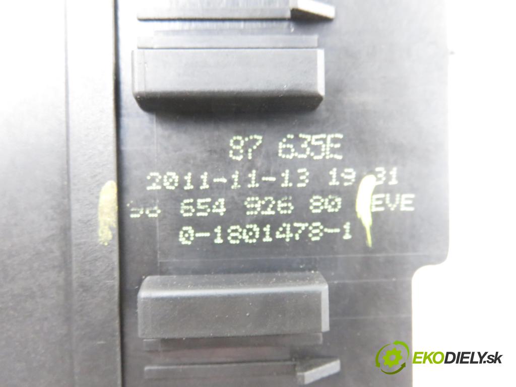 PEUGEOT 508 I (8D_) SEDAN 2012 103,00 2.0 HDi - RHF (DW10BTED4) 1997,00 Skrinka POJISTKY: 9865492680