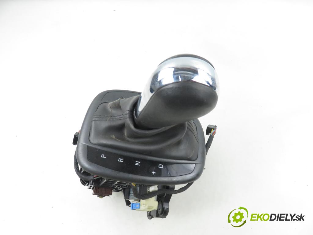 FIAT CROMA (194_) KOMBI 2008 147,00 2.4 D Multijet 200 - 939 A3.000 2387,00 ZVEDÁK: 553443860