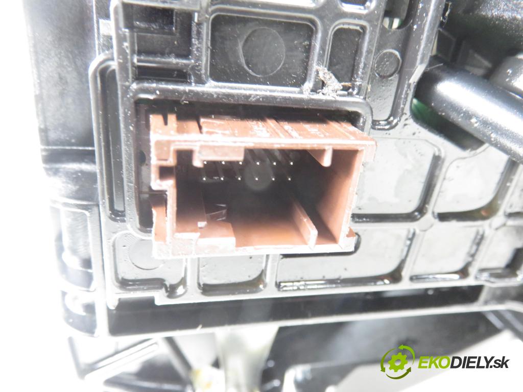 FIAT CROMA (194_) KOMBI 2008 147,00 2.4 D Multijet 200 - 939 A3.000 2387,00 ZVEDÁK: 553443860