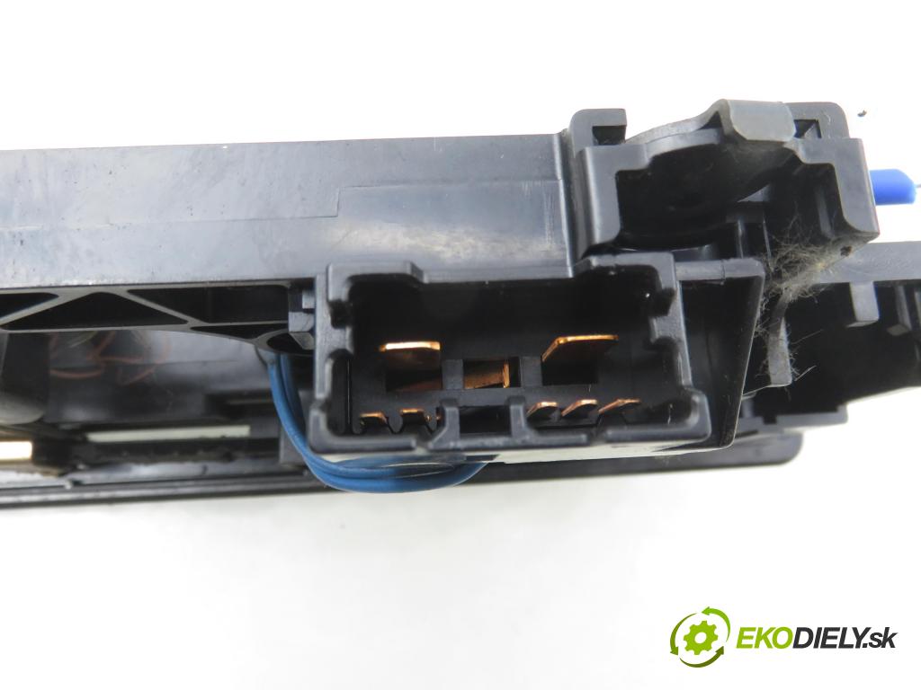 TOYOTA RAV 4 I (_A1_) SUV 1994 95,00 2.0 4WD - 3S-FE 1998,00 Panel kúrenia