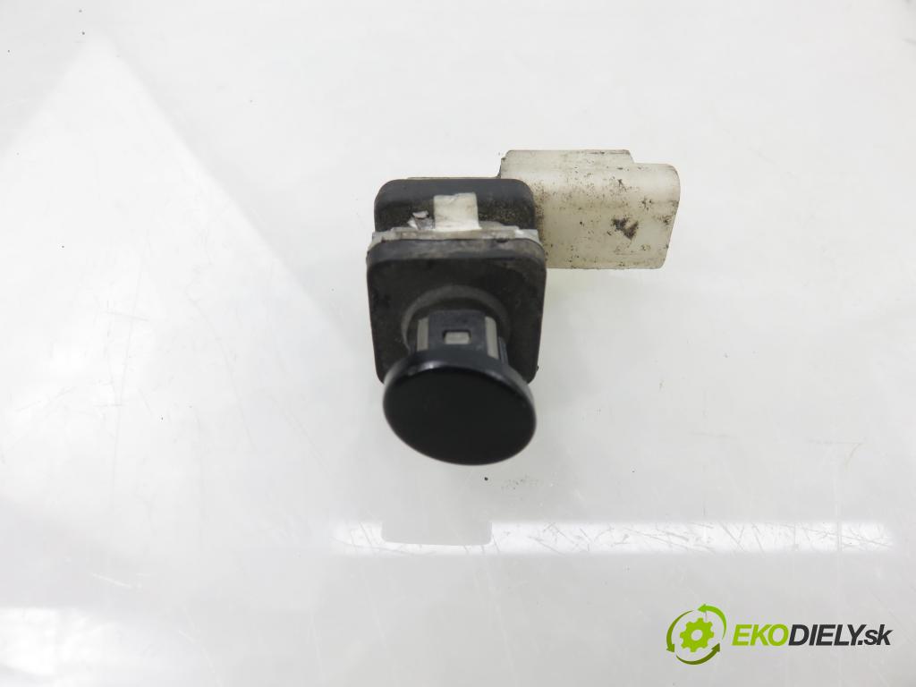 PEUGEOT 508 I (8D_) SEDAN 2012 103,00 2.0 HDi - RHF (DW10BTED4) 1997,00 vypínač otvárania 