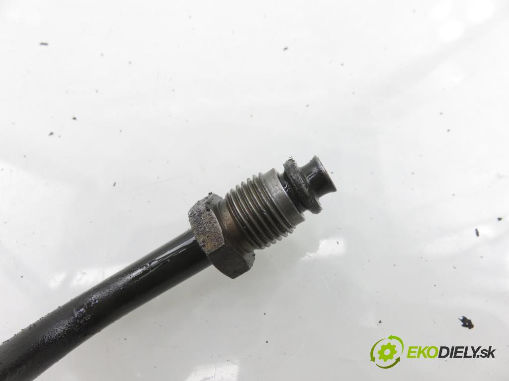 VOLVO V50 (MW) KOMBI 2005 103,00 2.4 - B 5244 S5 2435,00 rúrka / Rúra servočerpadlo