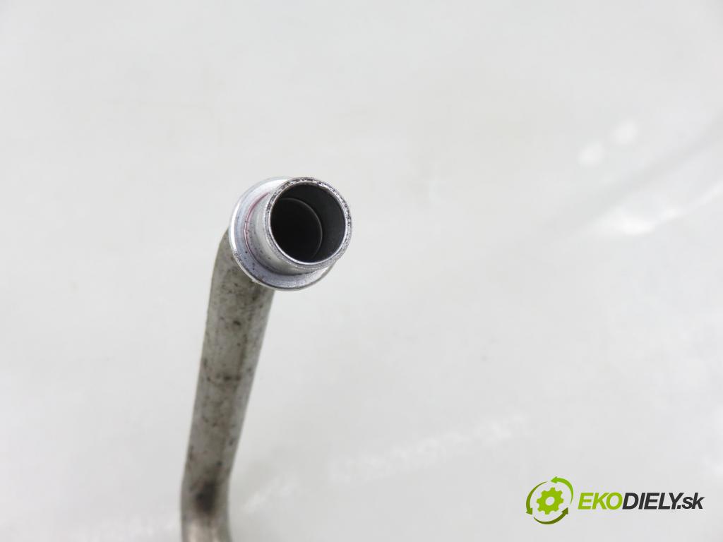 AUDI Q7 (4L) SUV 2007 171,00 3.0 TDI quattro - BUG 2967,00 rúrka olejovy 7L0317822B