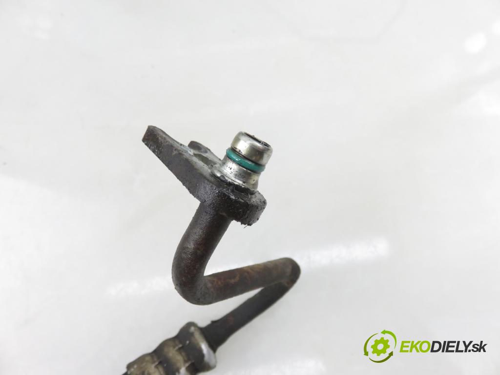 RENAULT ESPACE IV (JK0/1_) MINIVAN 2007 100,00 2.0 (JK09) - F4R 792 1998,00 rúrka / Rúra servočerpadlo 8200701262