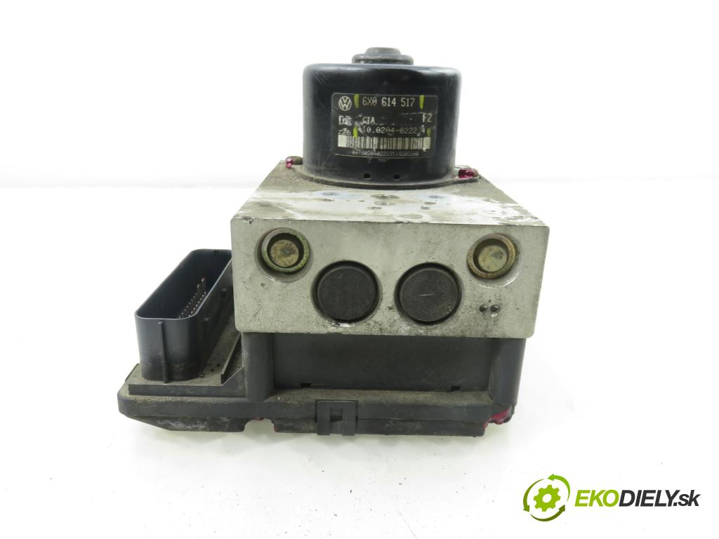 VW GOLF IV (1J1) HB 2000 66,00 1.9 TDI 90 - ALH 1896,00 Pumpa ABS 10094703073 ; 1C0907379 ; 10020402224 (Pumpa ABS)