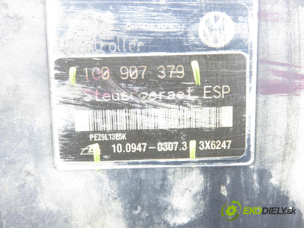 VW GOLF IV (1J1) HB 2000 66,00 1.9 TDI 90 - ALH 1896,00 Pumpa ABS 10094703073 ; 1C0907379 ; 10020402224 (Pumpa ABS)