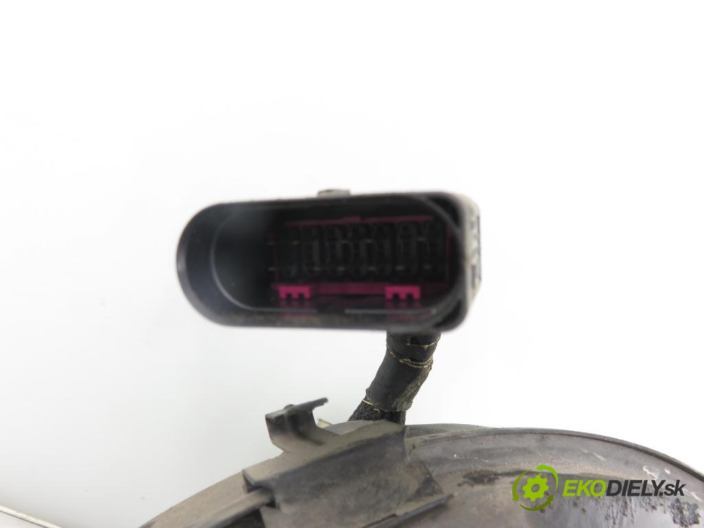 VW GOLF IV (1J1) HB 2000 66,00 1.9 TDI 90 - ALH 1896,00 Posilovač 1J1614205 ; 03786404014 (Servočerpadlo)