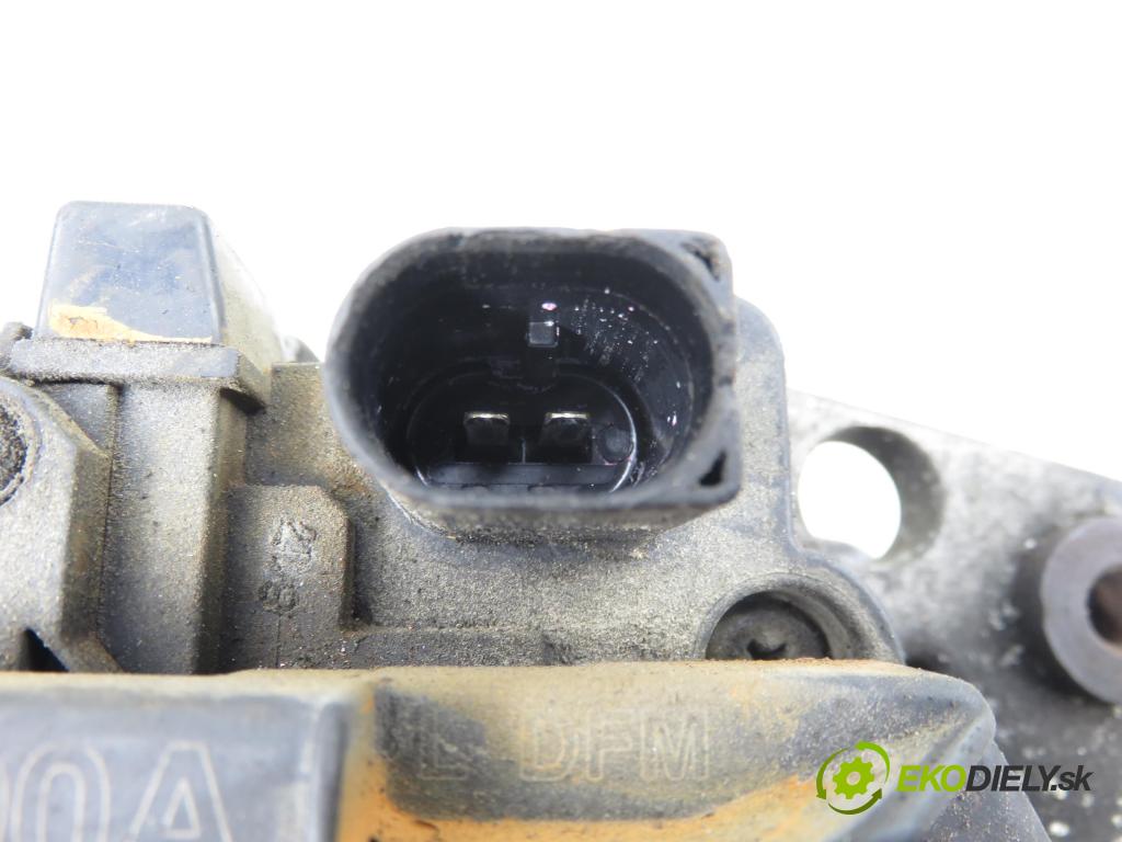 VW GOLF IV (1J1) HB 2000 66,00 1.9 TDI 90 - ALH 1896,00 Alternátor 038903023L (Alternátor)