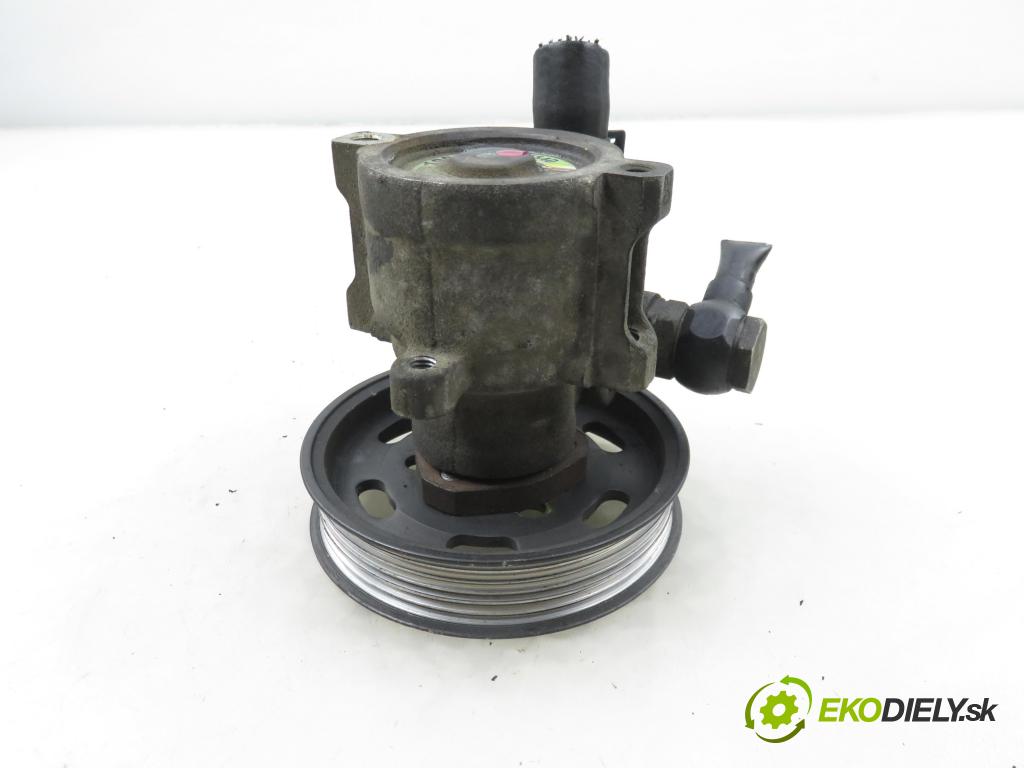 VW GOLF IV (1J1) HB 1998 66,00 1.9 TDI - AGR 1896,00 pumpa servočerpadlo 1J0422154D ; 26066368 (Servočerpadlo)